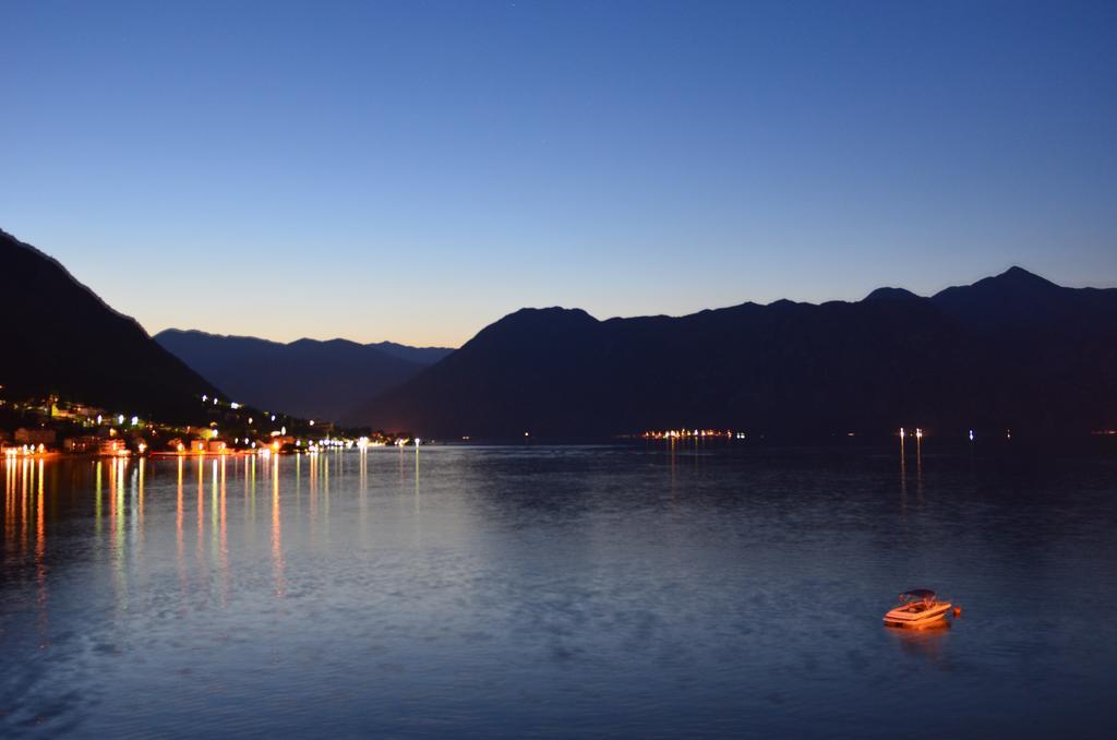 Apartment Ivanisevic 2 Kotor Luaran gambar