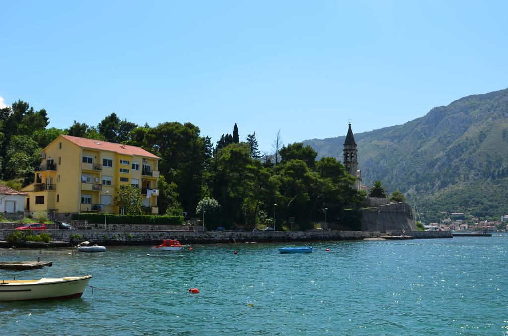 Apartment Ivanisevic 2 Kotor Bilik gambar